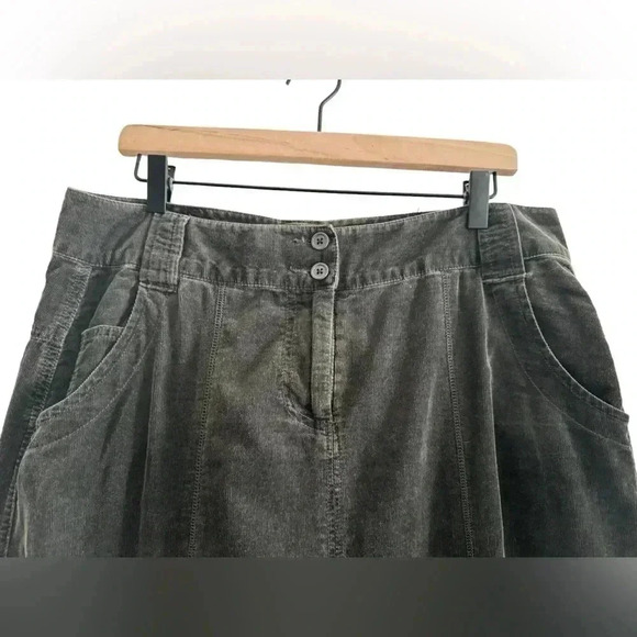 CAbi Style 263 Tailgate Party Charcoal Corduroy Boot Paneled A-Line Skirt 10 - Picture 6 of 14